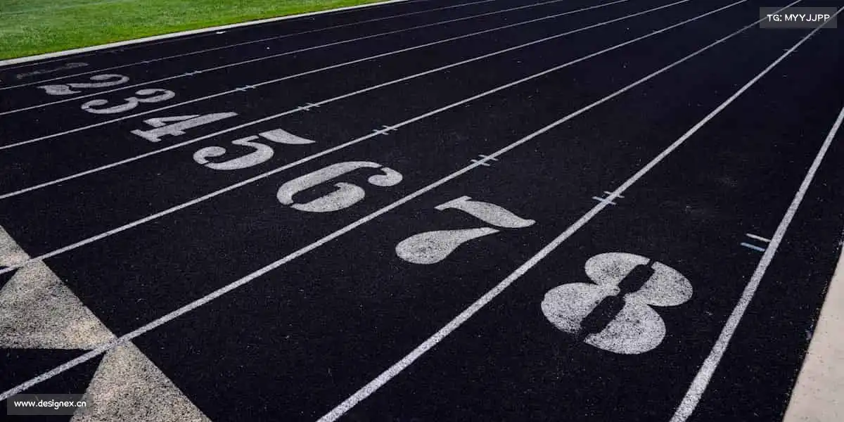 必一运动官网🏊‍♀️纵身一跃，拥抱自由 —— 水里的每一个划动，都是对生活的热爱！